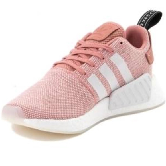 nmd r2 ash pink